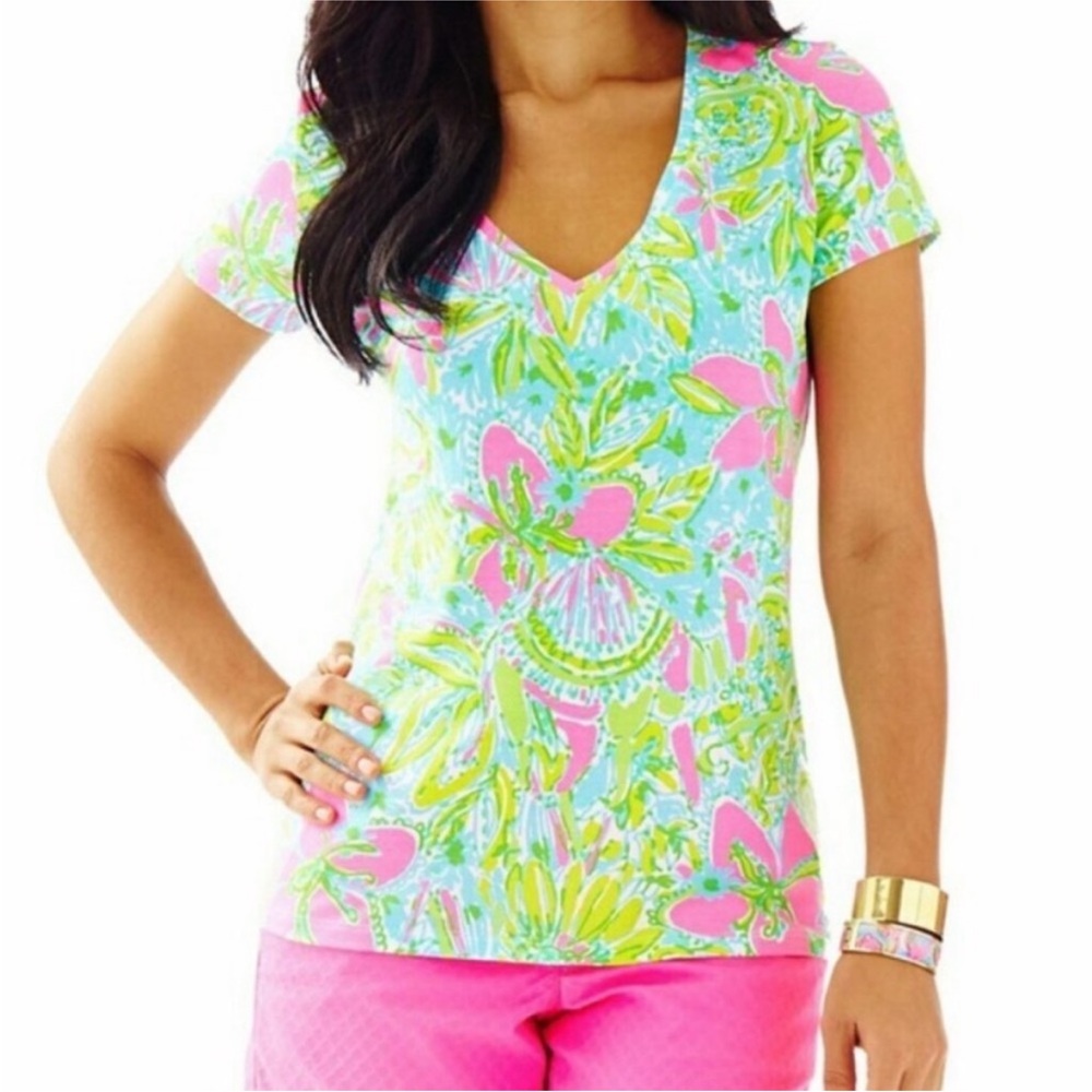 Lilly Pulitzer Michele Coconut Grove Floral Bright V Neck Tee Size Med (like Sm)
